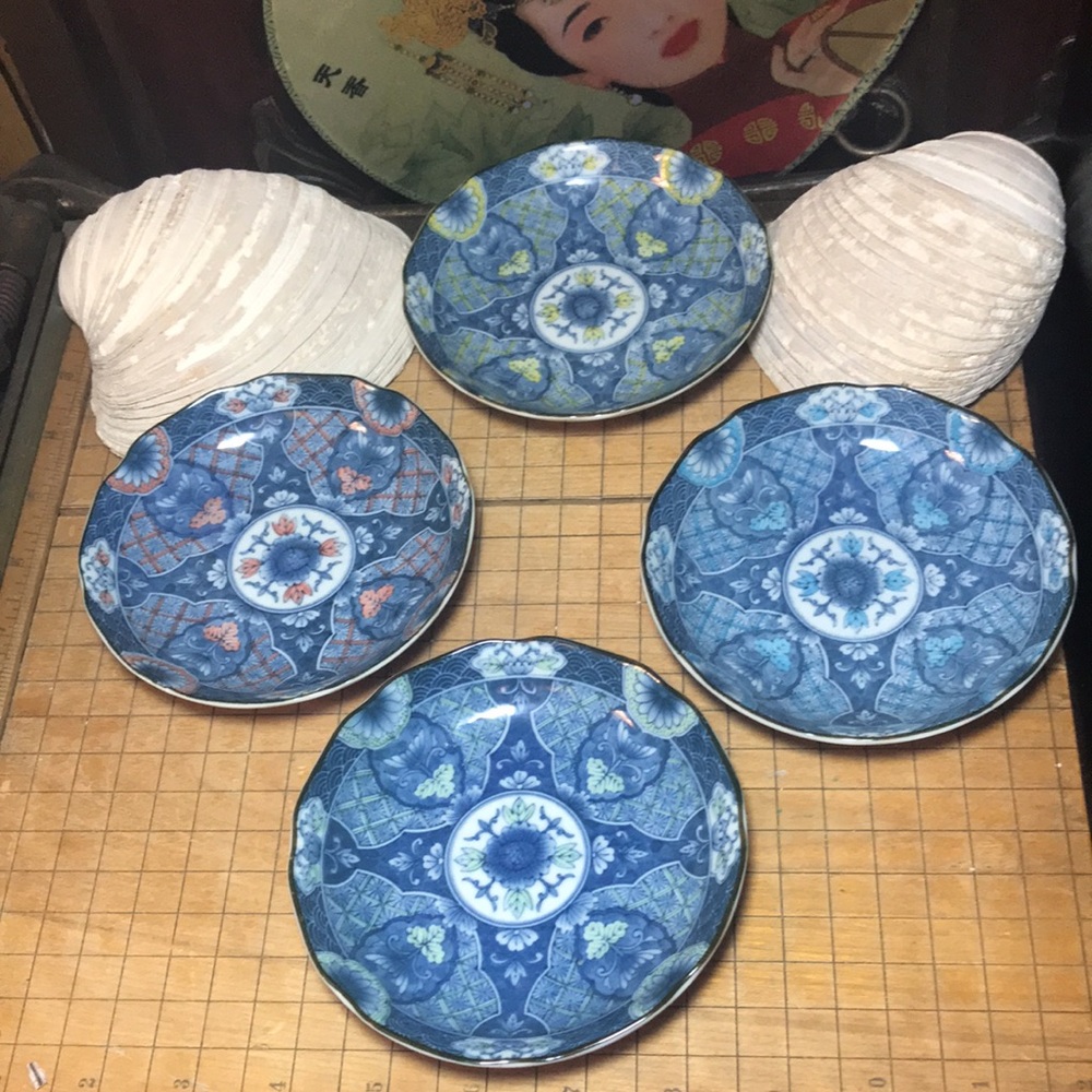 Andrea by Sadek Set of 4 Blue White Shallow Dishes 4.75”D x 1”H EVC Chinoiserie